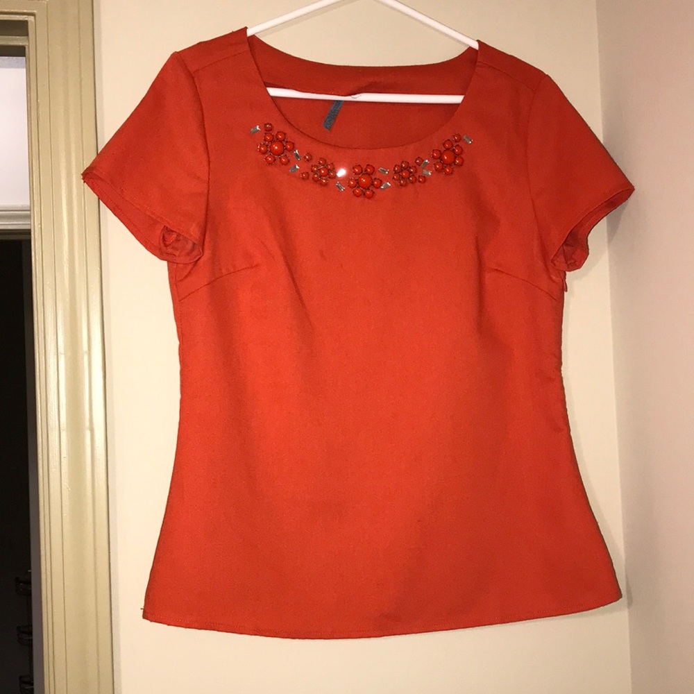 orange blouse